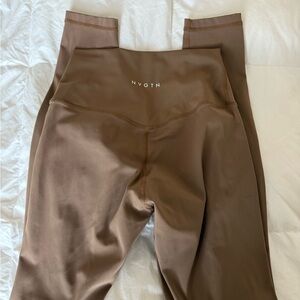 NVGTN Chocolate Brown Leggings size M